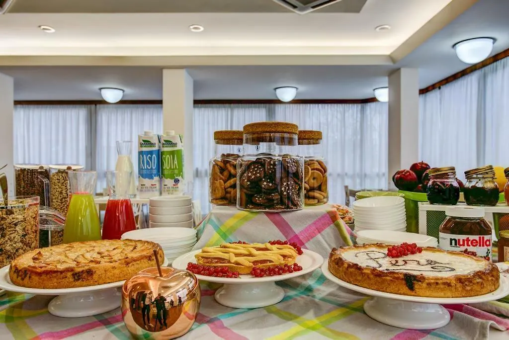 Hotel Konrad Marebello