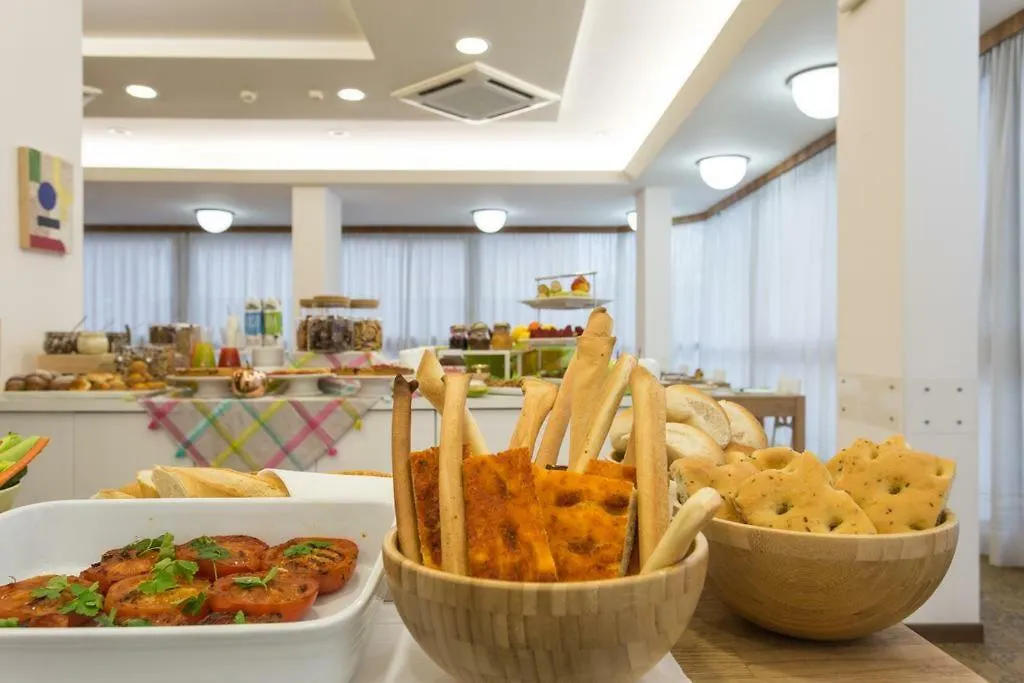 ***  Hotel Konrad Marebello Italy